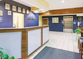 Microtel Inn & Suites 2