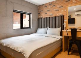 Longshan Inn 5