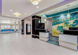 La Quinta Inn & Suites by Wyndham Northlake Ft. Worth 3