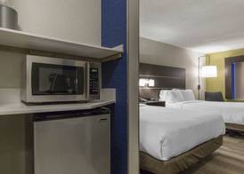 Holiday Inn Express & Suites CHICAGO WEST - ST CHARLES by IHG 5