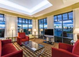 Days Inn by Wyndham Windsor Locks / Bradley Intl Airport 3