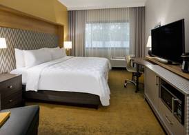 Holiday Inn LONG ISLAND - ISLIP ARPT EAST by IHG 4