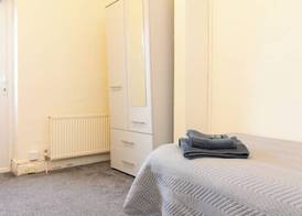 Thornbury Guest House Room 5 3