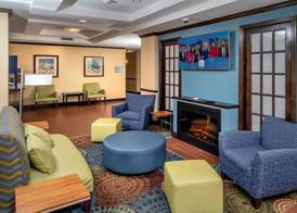 Holiday Inn Express & Suites LEBANON by IHG 3