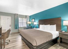 Quality Inn Bradenton North I-75 5