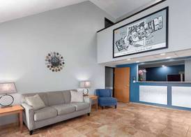 Super 8 by Wyndham Sun Prairie/Madison E 2