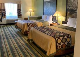 Super 8 by Wyndham Beaumont I-10 College St 5