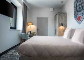 SOWELL HOTELS Les Chevaliers 5