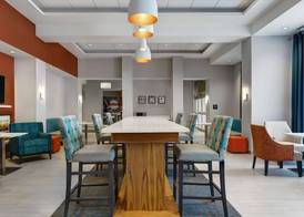 Hampton Inn & Suites Belleville 3