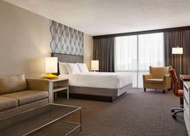 Wyndham Fort Smith City Center 5