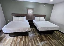 Quality Inn & Suites Columbia Harbison 5