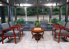 Days Inn by Wyndham Pittsburgh 2