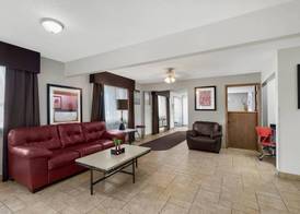 Quality Inn & Suites Ottumwa North 4