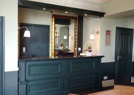 Royal Hotel, Bar & Grill 3