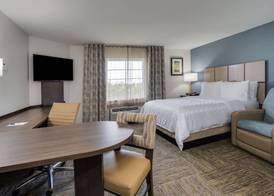 Candlewood Suites FT. LAUDERDALE AIRPORT/CRUISE by IHG 3