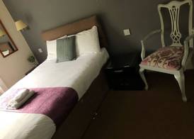 Gateway Lodge 2