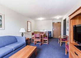 Super 8 by Wyndham Norwich 3