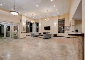 Ramada by Wyndham Cleveland Airport West 2