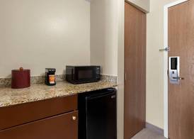 Comfort Suites Near Universal Orlando Resort 5
