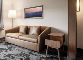 Fairfield Inn & Suites by Marriott Milwaukee West 3