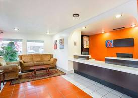 Motel 6 Wenatchee, WA 5