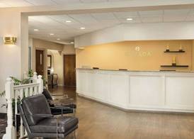 Ramada by Wyndham Pigeon Forge North 3