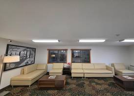 Super 8 by Wyndham Coshocton Roscoe Village 2