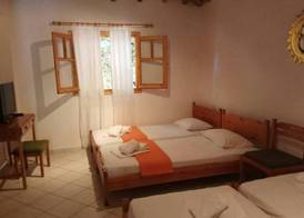 Traditional Villa, Stunning Surroundings 4