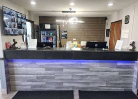 Super 8 by Wyndham Galesburg 2
