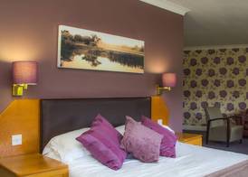 The Essex Golf & Country Club Hotel 3