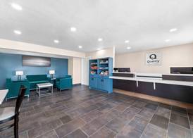 Quality Inn & Suites Port Lavaca near Lighthouse Beach 4