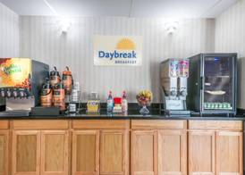 Days Inn by Wyndham Pittsburgh-Harmarville 4
