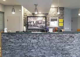 Super 8 by Wyndham Windsor/Dougall 4