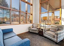 Quality Inn & Suites at Dollywood Lane 4