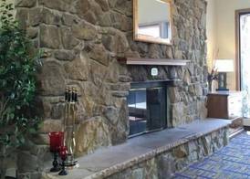 Howard Johnson by Wyndham Merrillville 4