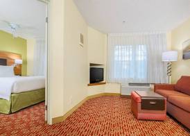 Sonesta Simply Suites Houston Brookhollow 3