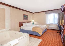 Baymont by Wyndham Detroit/Roseville 5