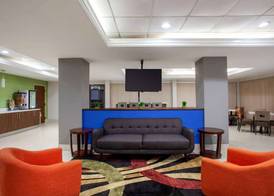 Baymont by Wyndham McDonough 4