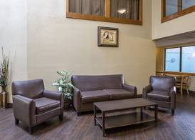 Red Roof Inn & Suites Hermitage 3