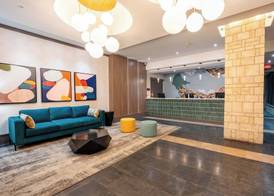 Sandman Suites Vancouver on Davie 2