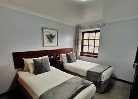 The Stag Hotel 5