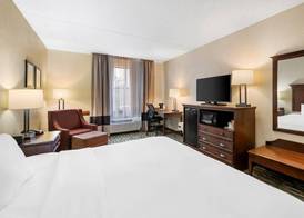 Comfort Inn & Suites Branson Meadows 4