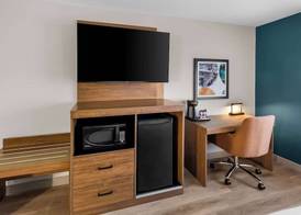 Best Western Plus Fenton 5