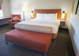 LA QUINTA INN & SUITES BY WYNDHAM MIAMI CUTLER BAY 2