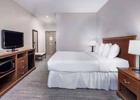 Country Inn & Suites by Radisson, Maumee - Toledo 5