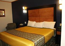 Home Gate Inn & Suites 2