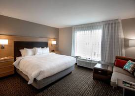 TownePlace Suites by Marriott Louisville Airport 5