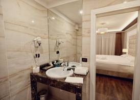 Premium Beach Hotel 5