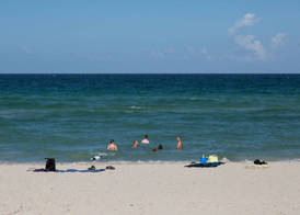 DAYS HOTEL BY WYNDHAM THUNDERBIRD BEACH RESORT 4