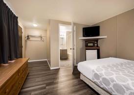 Rodeway Inn La Crosse 3